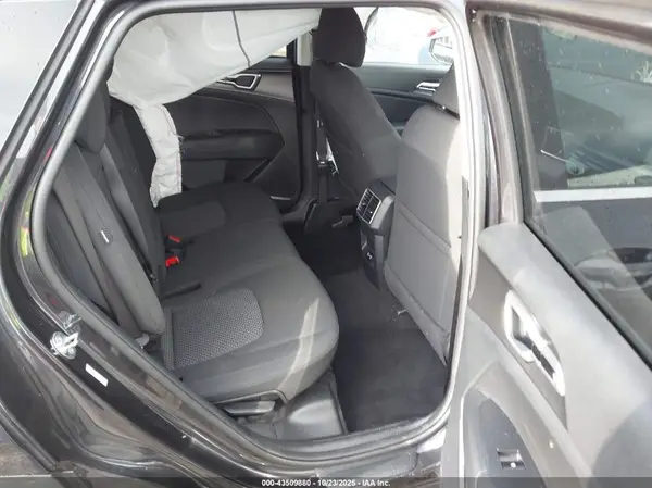 5XYK23DF5TG366537 2026 KIA SPORTAGE - Image 8