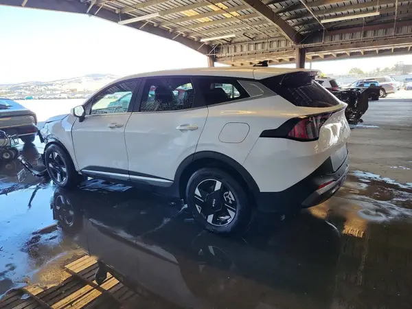 5XYK23DF5TG384343 2026 KIA SPORTAGE - Image 2
