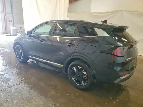 5XYK23DF5TG390725 2026 KIA SPORTAGE - Image 2
