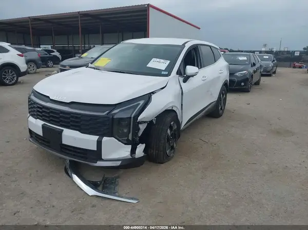 5XYK23DF5TG400105 2026 KIA SPORTAGE - Image 2