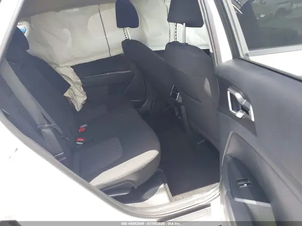 5XYK23DF5TG418233 2026 KIA SPORTAGE - Image 8
