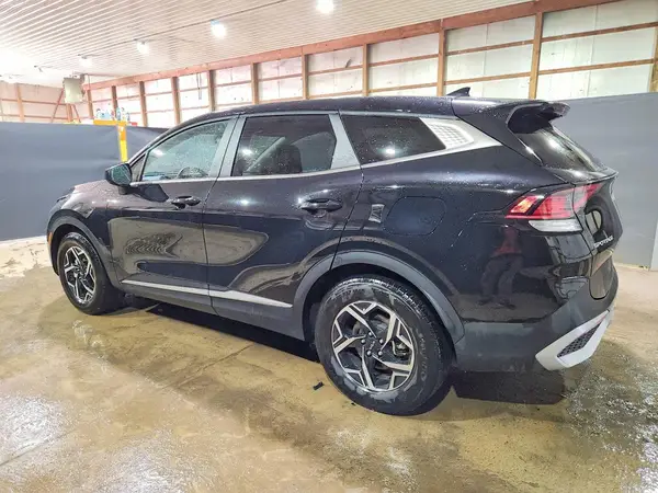 5XYK23DF6SG320875 2025 KIA SPORTAGE - Image 2