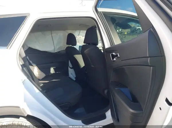 5XYK23DF7TG334074 2026 KIA SPORTAGE - Image 8