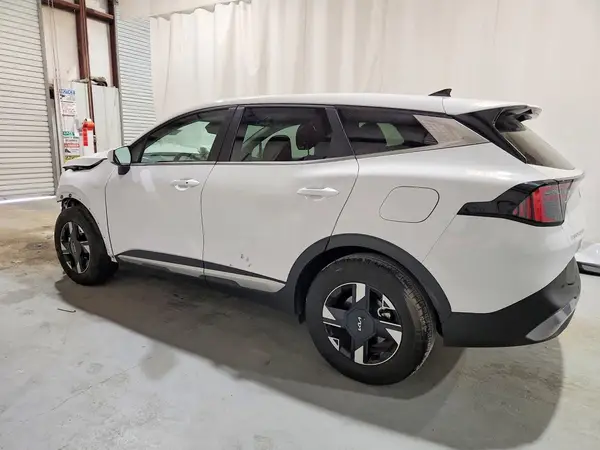 5XYK23DF7TG372968 2026 KIA SPORTAGE - Image 2