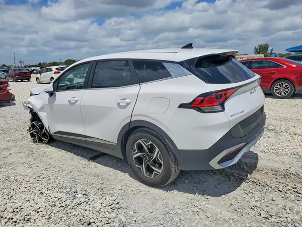 5XYK23DF8SG312552 2025 KIA SPORTAGE - Image 2