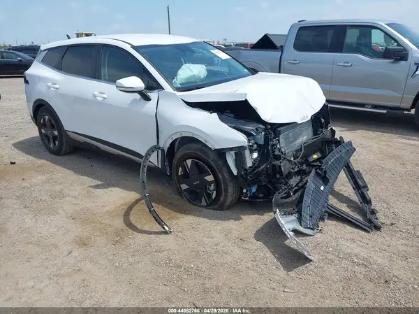 5XYK23DF8TG379153 2026 KIA SPORTAGE - Image 1
