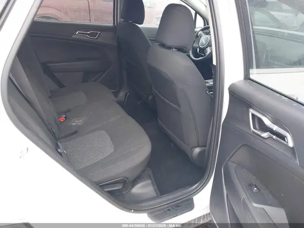 5XYK2CDF1SG324767 2025 KIA SPORTAGE - Image 8