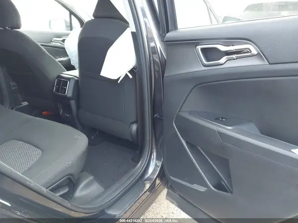 5XYK2CDF2TG338579 2026 KIA SPORTAGE - Image 8