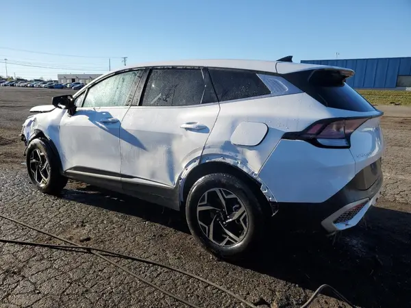 5XYK2CDF4SG309714 2025 KIA SPORTAGE - Image 2