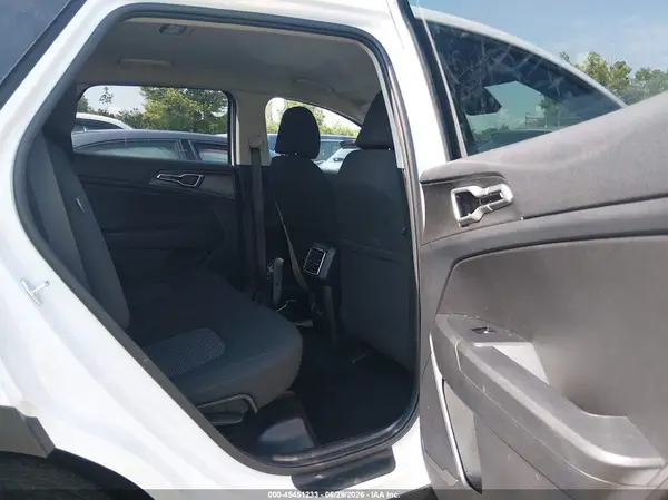 5XYK2CDF5TG423514 2026 KIA SPORTAGE - Image 8