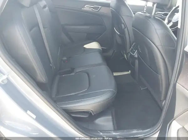 5XYK33AF0PG046968 2023 KIA SPORTAGE - Image 8