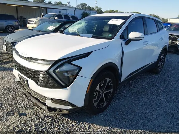 5XYK33AF0PG135827 2023 KIA SPORTAGE - Image 2