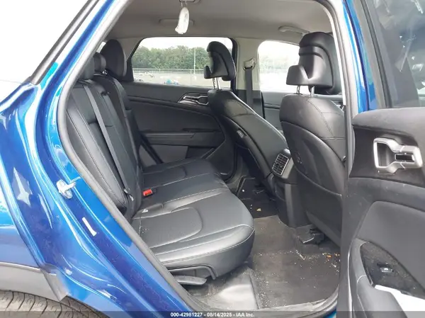 5XYK33AF0PG136783 2023 KIA SPORTAGE - Image 8