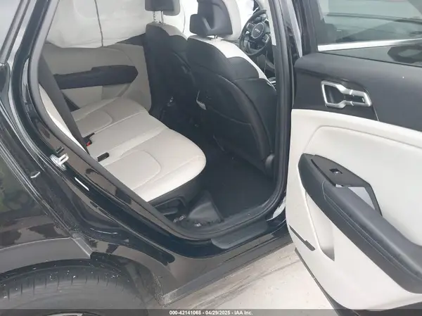 5XYK33AF1PG128806 2023 KIA SPORTAGE - Image 8