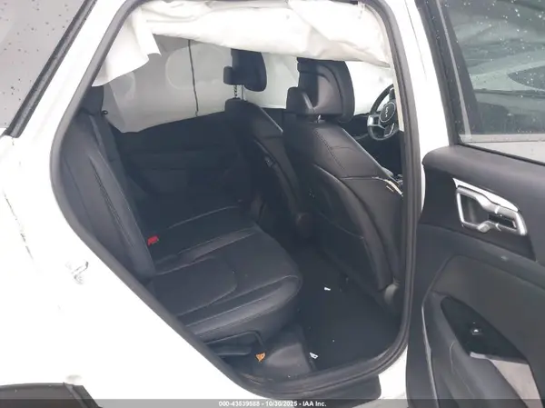 5XYK33AF2PG138180 2023 KIA SPORTAGE - Image 8