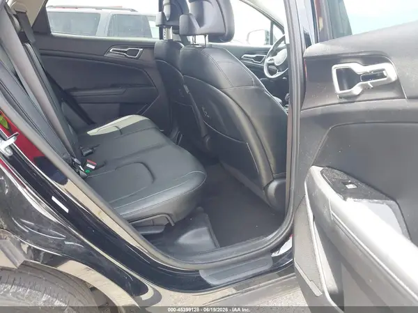 5XYK33AF4PG076846 2023 KIA SPORTAGE - Image 8