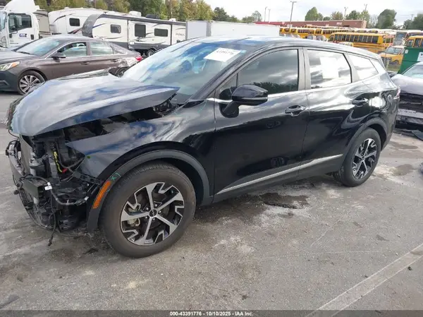 5XYK33AF4PG118545 2023 KIA SPORTAGE - Image 2