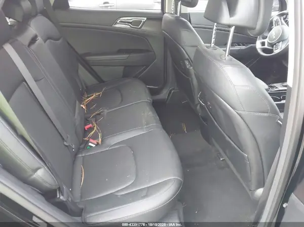 5XYK33AF4PG118545 2023 KIA SPORTAGE - Image 8