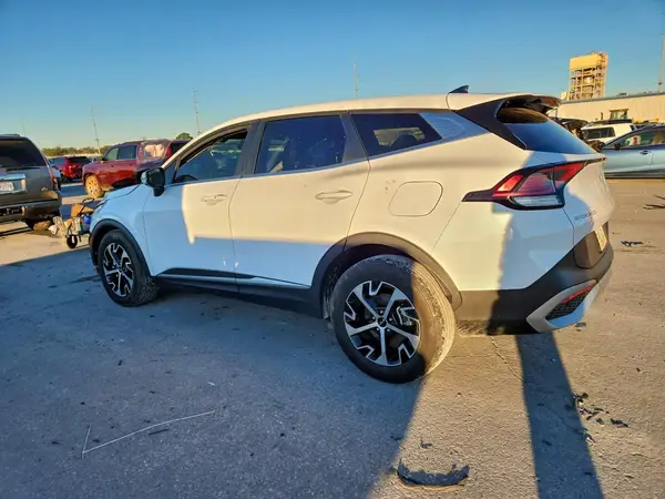 5XYK33AF4PG137287 2023 KIA SPORTAGE - Image 2