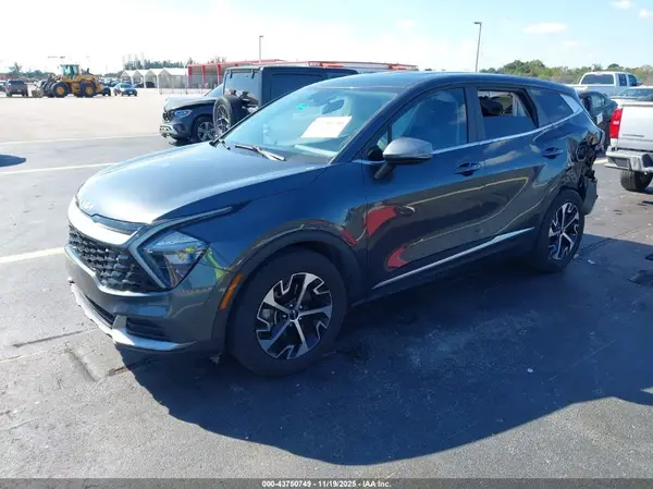 5XYK33AF5PG065578 2023 KIA SPORTAGE - Image 2