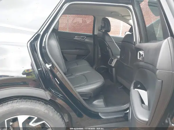 5XYK33AF5PG100720 2023 KIA SPORTAGE - Image 8