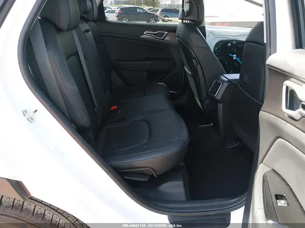 5XYK33AF6PG083538 2023 KIA SPORTAGE - Image 8