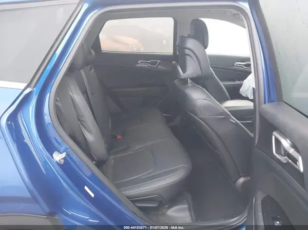 5XYK33AF7PG026555 2023 KIA SPORTAGE - Image 8
