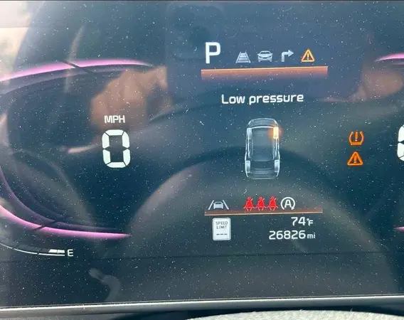 5XYK33AF8PG101666 2023 KIA SPORTAGE - Image 8