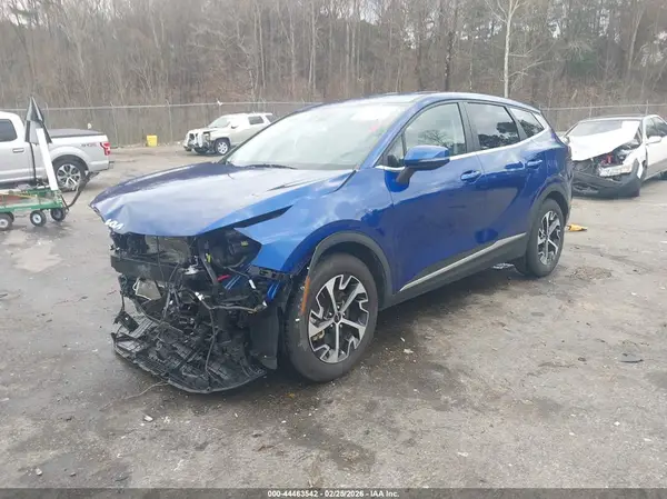 5XYK33AF8PG126891 2023 KIA SPORTAGE - Image 2