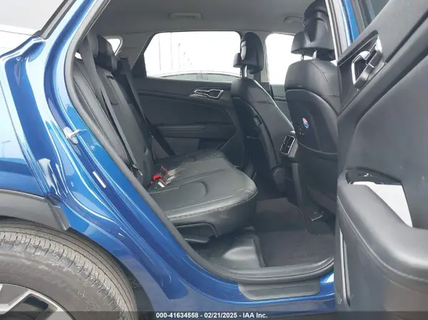 5XYK33AF8PG136434 2023 KIA SPORTAGE - Image 8