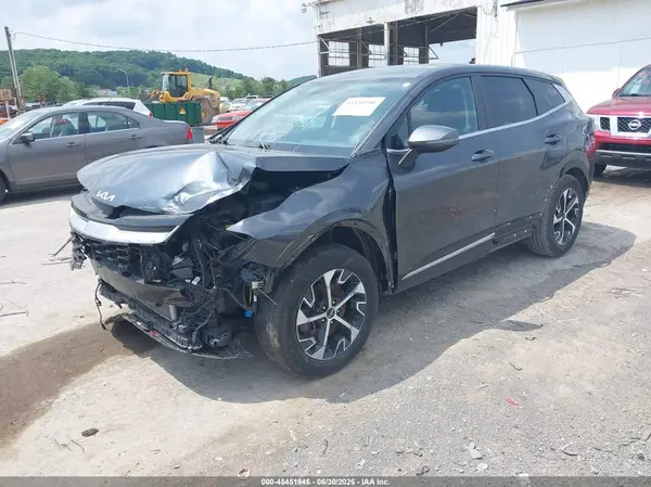 5XYK33AF9PG117228 2023 KIA SPORTAGE - Image 2