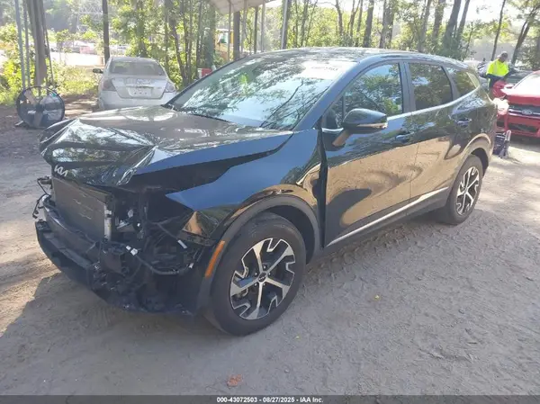 5XYK33AF9PG123823 2023 KIA SPORTAGE - Image 2