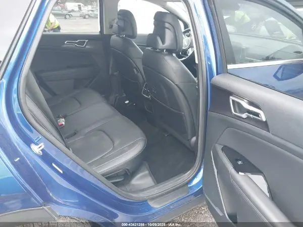 5XYK33AF9PG135311 2023 KIA SPORTAGE - Image 8