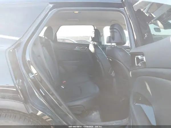 5XYK33AFXPG006235 2023 KIA SPORTAGE - Image 8