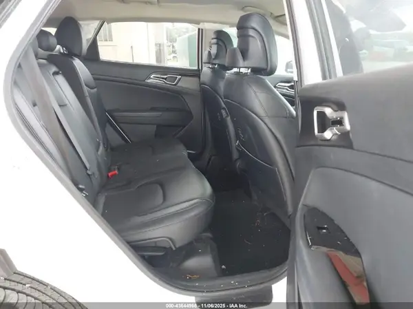 5XYK33AFXPG026873 2023 KIA SPORTAGE - Image 8