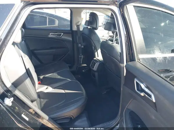 5XYK33AFXPG060070 2023 KIA SPORTAGE - Image 8