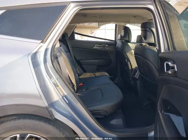 5XYK33AFXPG066158 2023 KIA SPORTAGE - Image 8