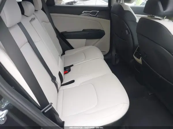 5XYK33AFXPG093294 2023 KIA SPORTAGE - Image 8