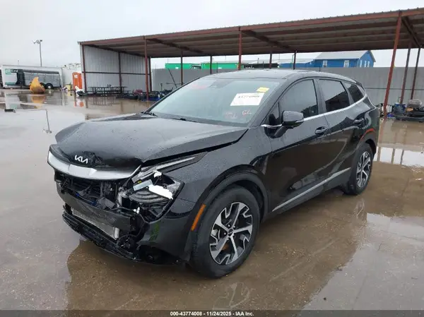 5XYK33DF0RG148785 2024 KIA SPORTAGE - Image 2