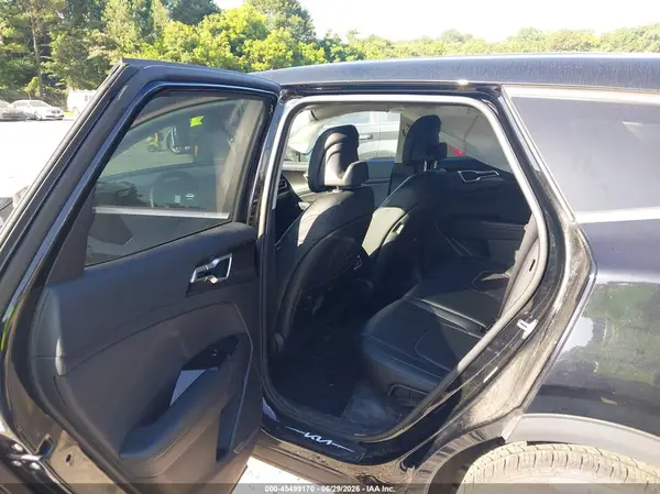 5XYK33DF0RG157972 2024 KIA SPORTAGE - Image 8