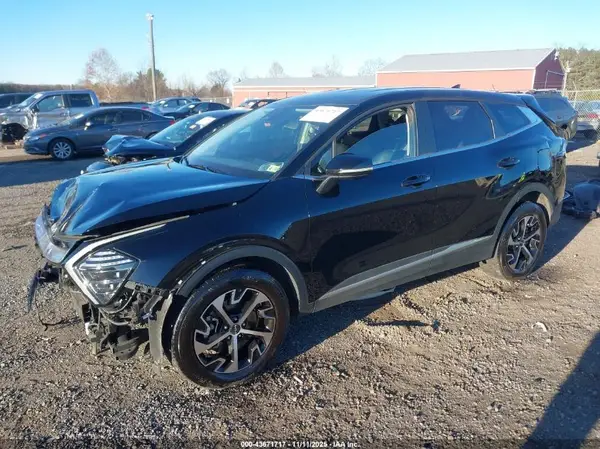 5XYK33DF0RG198389 2024 KIA SPORTAGE - Image 2