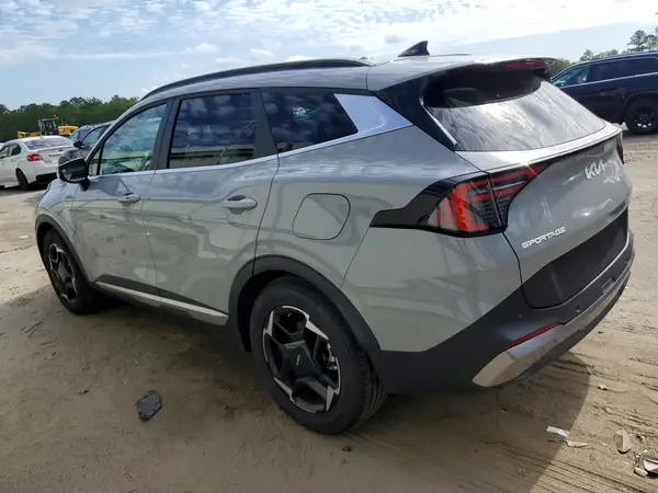 5XYK33DF0TG413888 2026 KIA SPORTAGE - Image 2