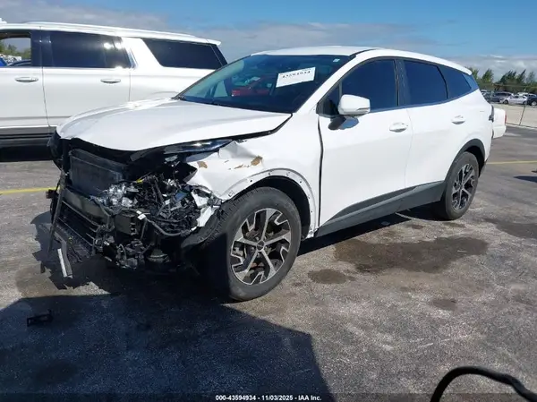 5XYK33DF1RG212123 2024 KIA SPORTAGE - Image 2