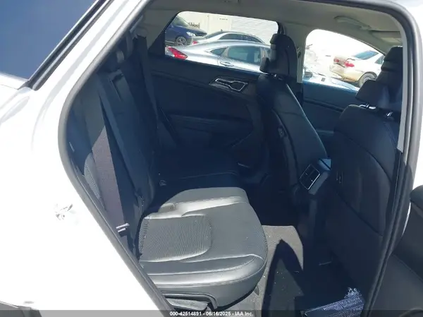 5XYK33DF1SG233558 2025 KIA SPORTAGE - Image 8