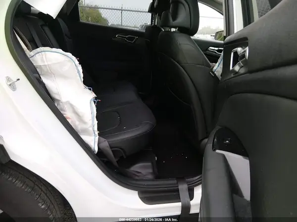 5XYK33DF1SG293453 2025 KIA SPORTAGE - Image 8