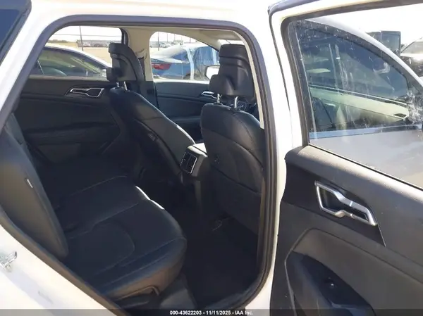 5XYK33DF1SG326810 2025 KIA SPORTAGE - Image 8