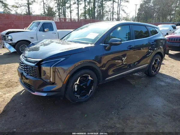5XYK33DF1TG367679 2026 KIA SPORTAGE - Image 2