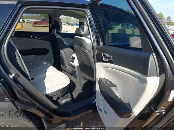 5XYK33DF1TG367679 2026 KIA SPORTAGE - Image 8