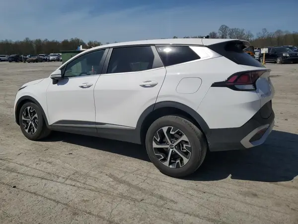 5XYK33DF2RG208369 2024 KIA SPORTAGE - Image 2
