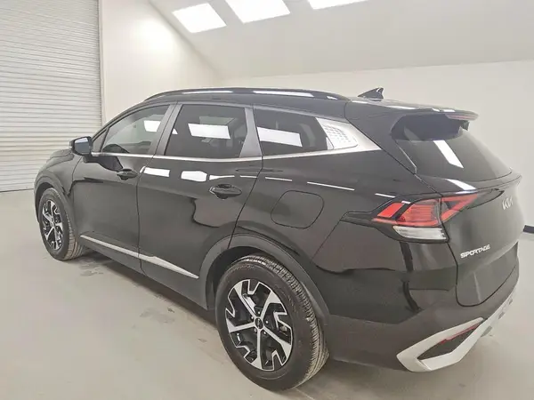 5XYK33DF2SG259814 2025 KIA SPORTAGE - Image 2